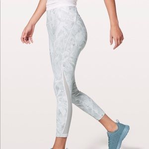 New lululemon pants size 4